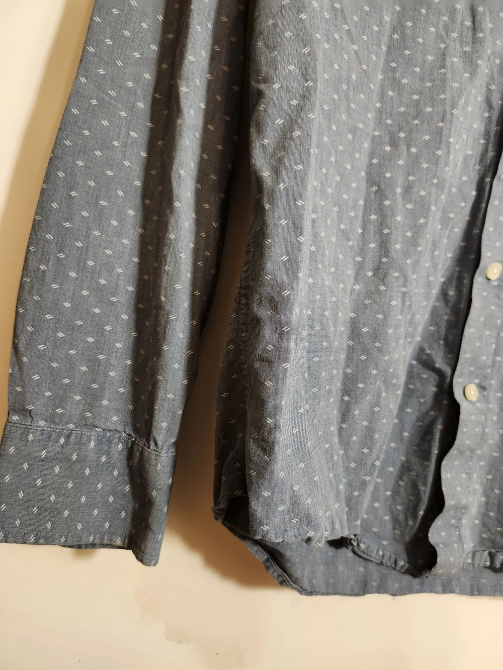 Banana Republic Men's Light Blue Micro-Print Button-Down Shirt - Size Small